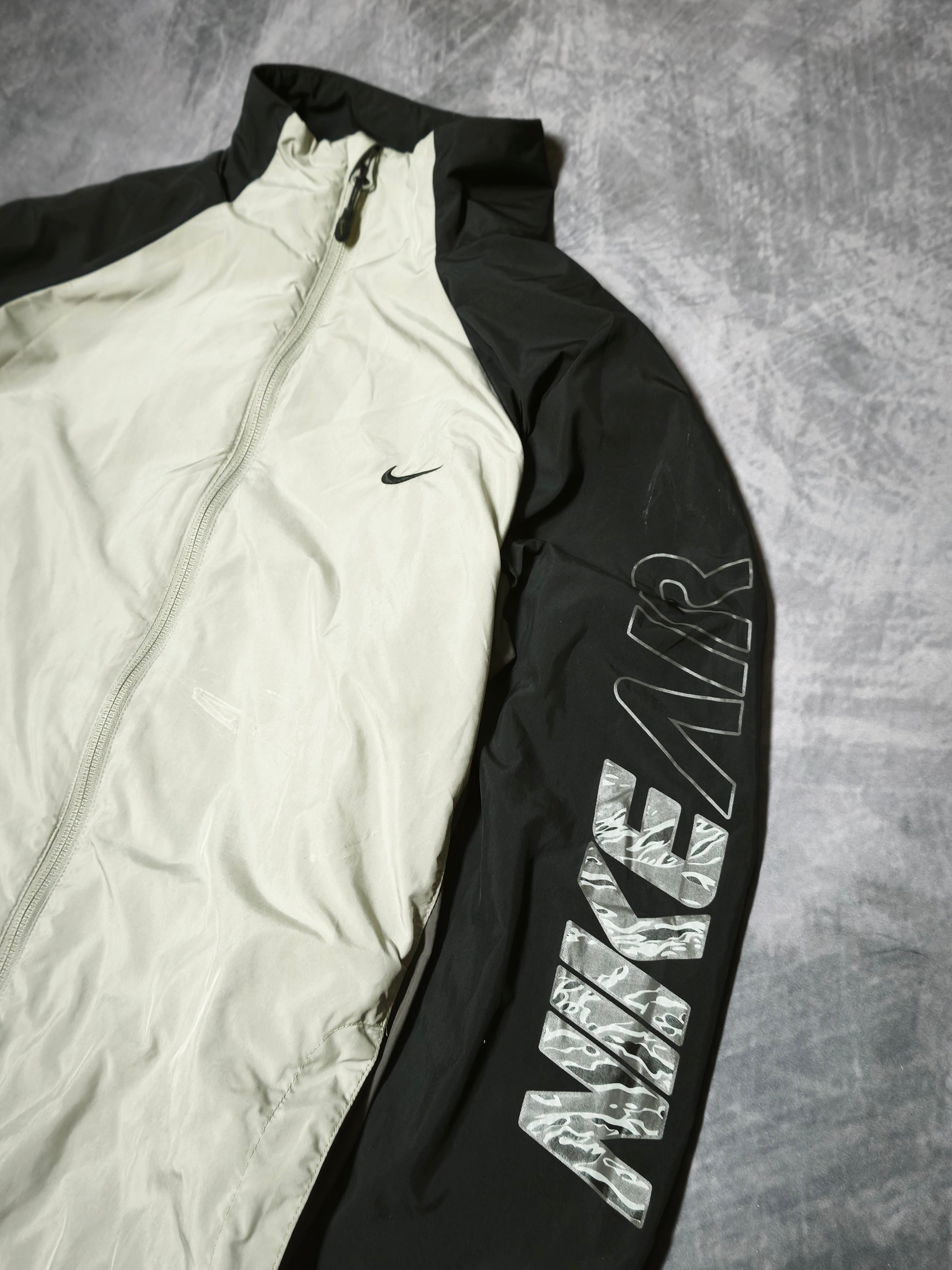 Nike Air Nylon Track Jacket Beige/Black Size S