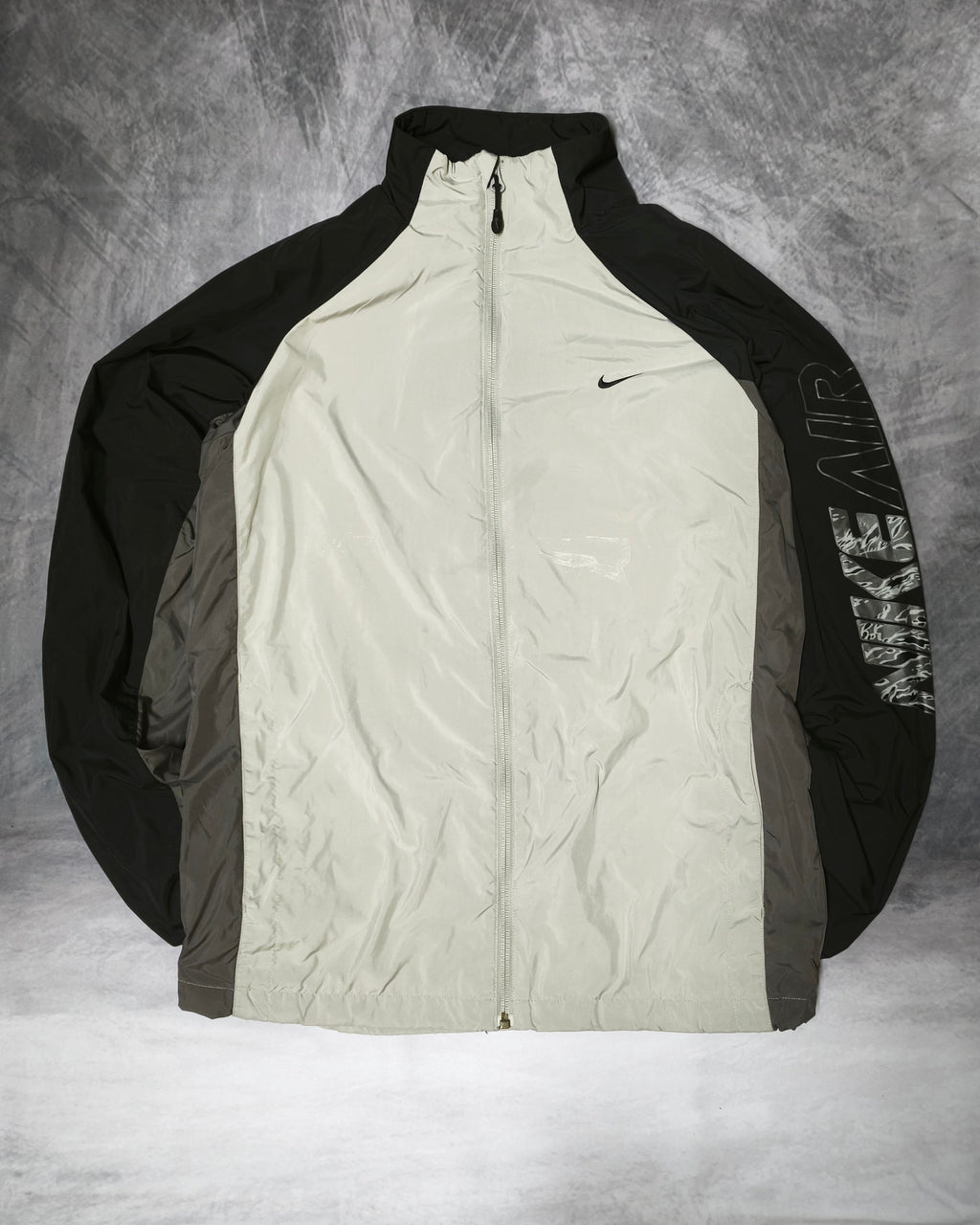Giacca da tuta in nylon Nike Air Beige/Nero Taglia S