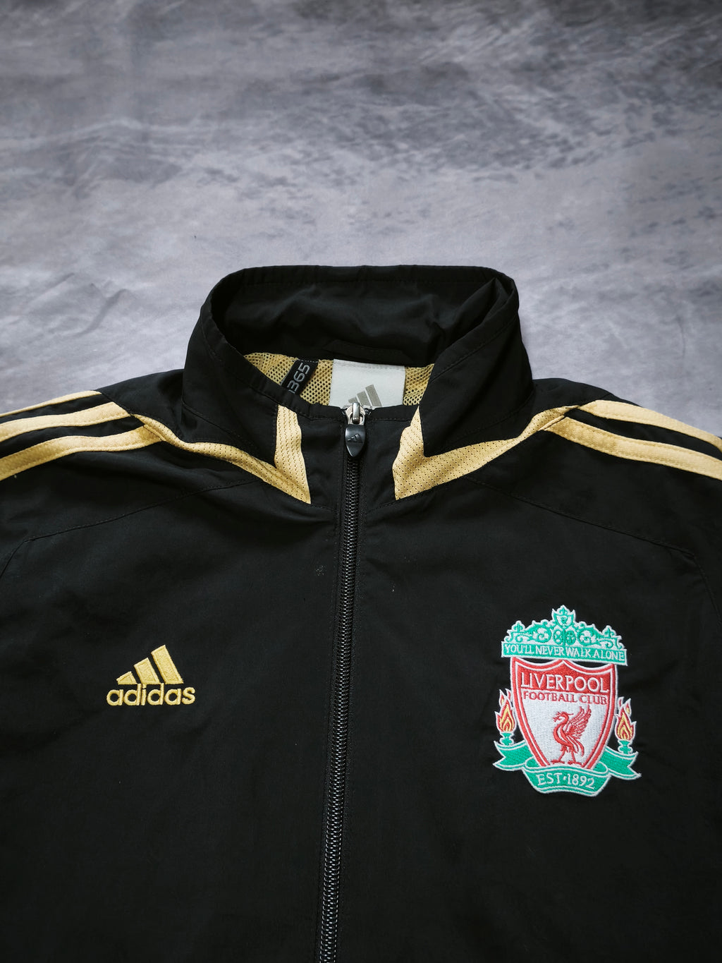 Adidas Liverpool FC Trackjacket Black/Gold Size S