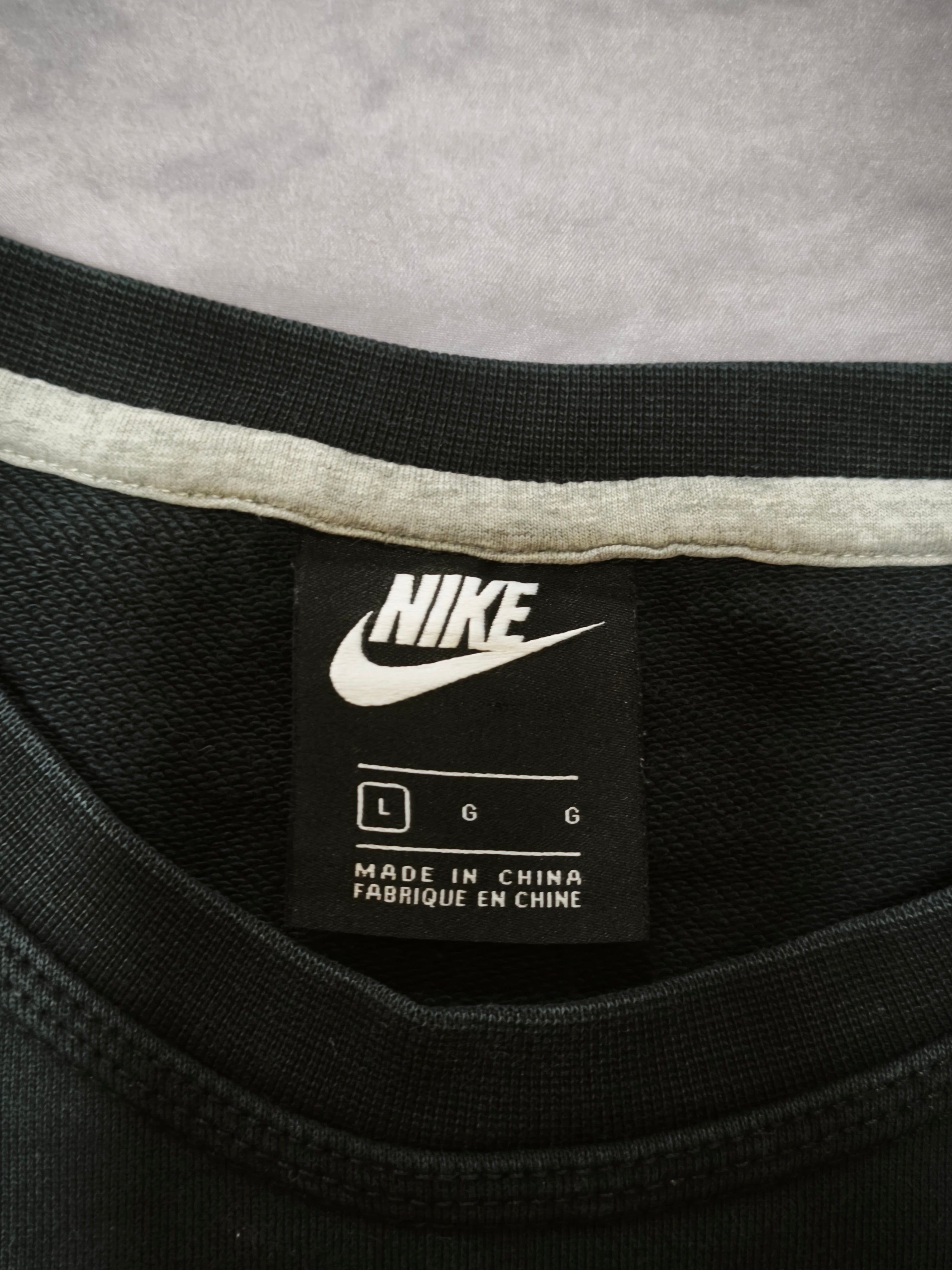 Nike Crewneck Sweatshirt Black Size L